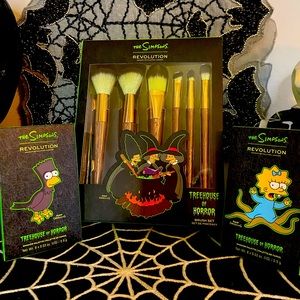 SOLD Simpson’s Treehouse Of Horror Makeup Bundle